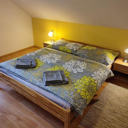 Apartmany Zachar Bešeňová Exterior foto